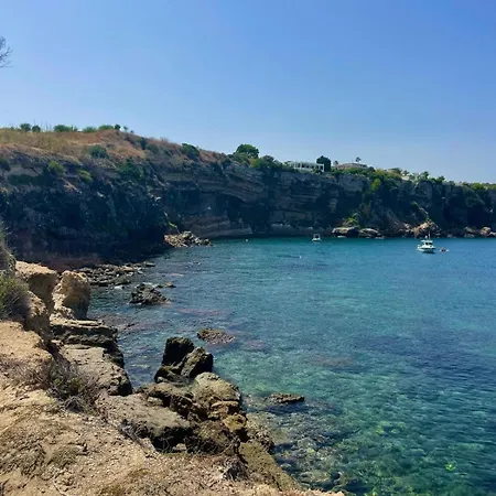 Perla Sikula Etna Pool Daire *